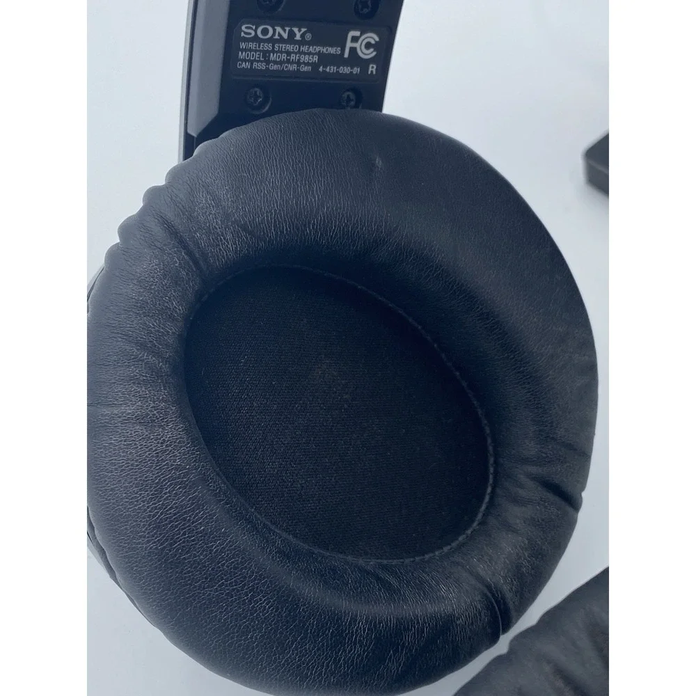 Sony MDR-RF985R Wireless Stereo Headphones with TMR-RF985R RF